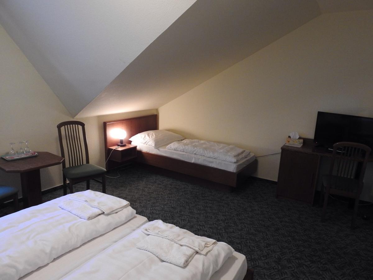 Bed and Breakfast A Fogado Bicske Экстерьер фото